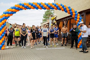 Спортивные новости. Субботним утром 23.07.22г состоялся ежегодный марафон " Стальные люди".